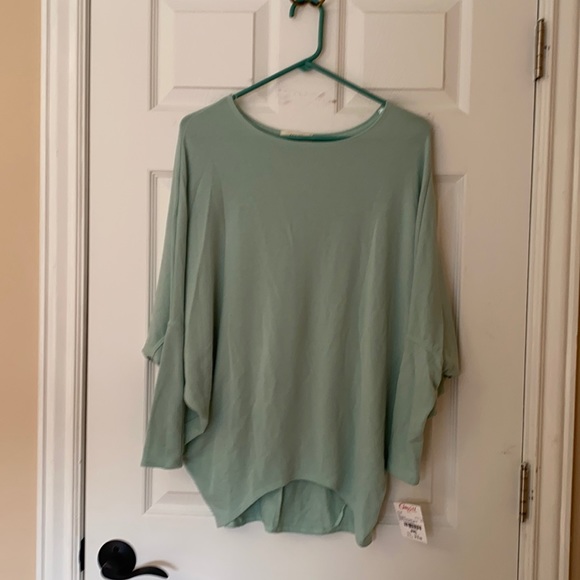 Shirt - Picture 1 of 1